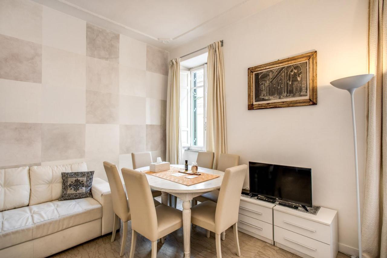 Colonna Suite - Rome Via Del Corso Big Apartment Extérieur photo