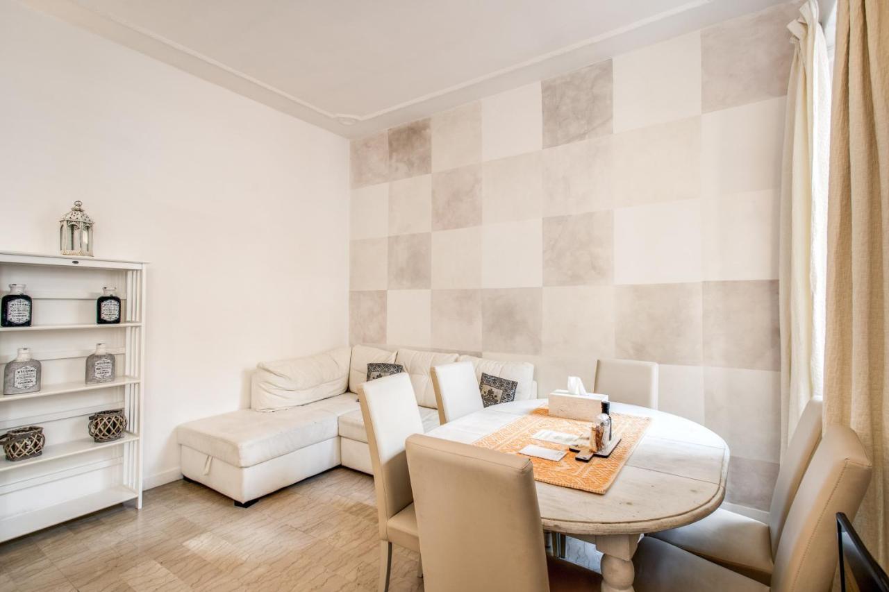 Colonna Suite - Rome Via Del Corso Big Apartment Extérieur photo