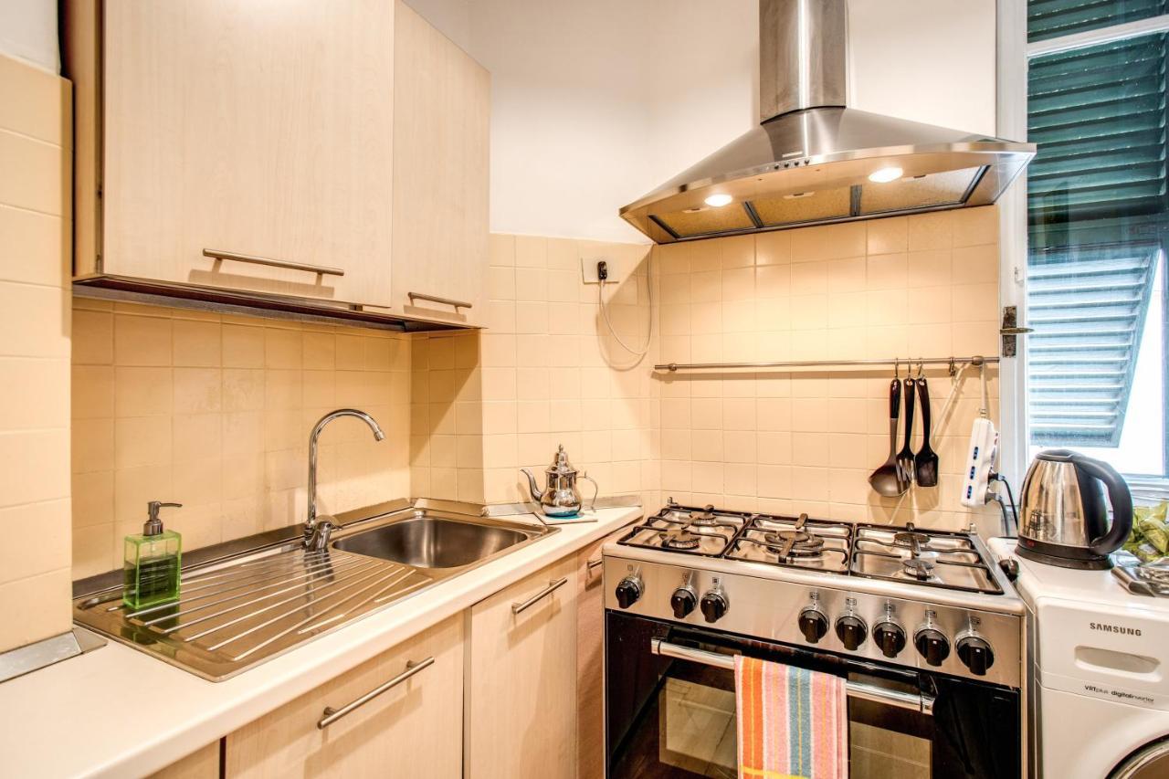 Colonna Suite - Rome Via Del Corso Big Apartment Extérieur photo