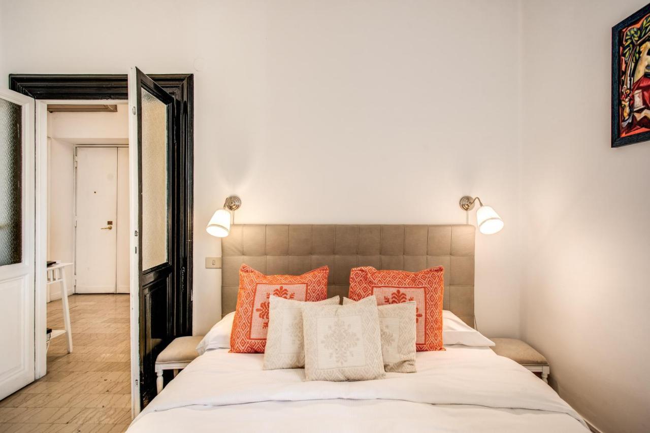 Colonna Suite - Rome Via Del Corso Big Apartment Extérieur photo