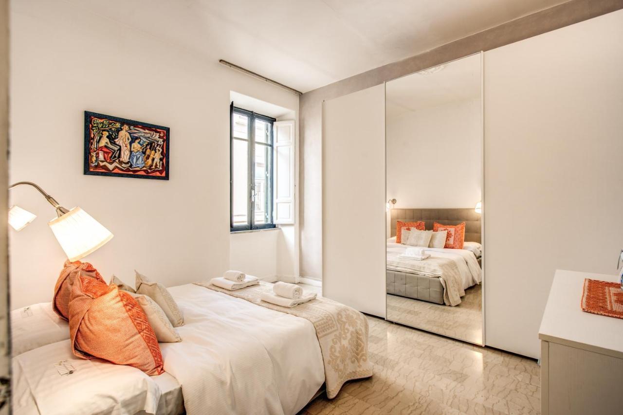 Colonna Suite - Rome Via Del Corso Big Apartment Extérieur photo