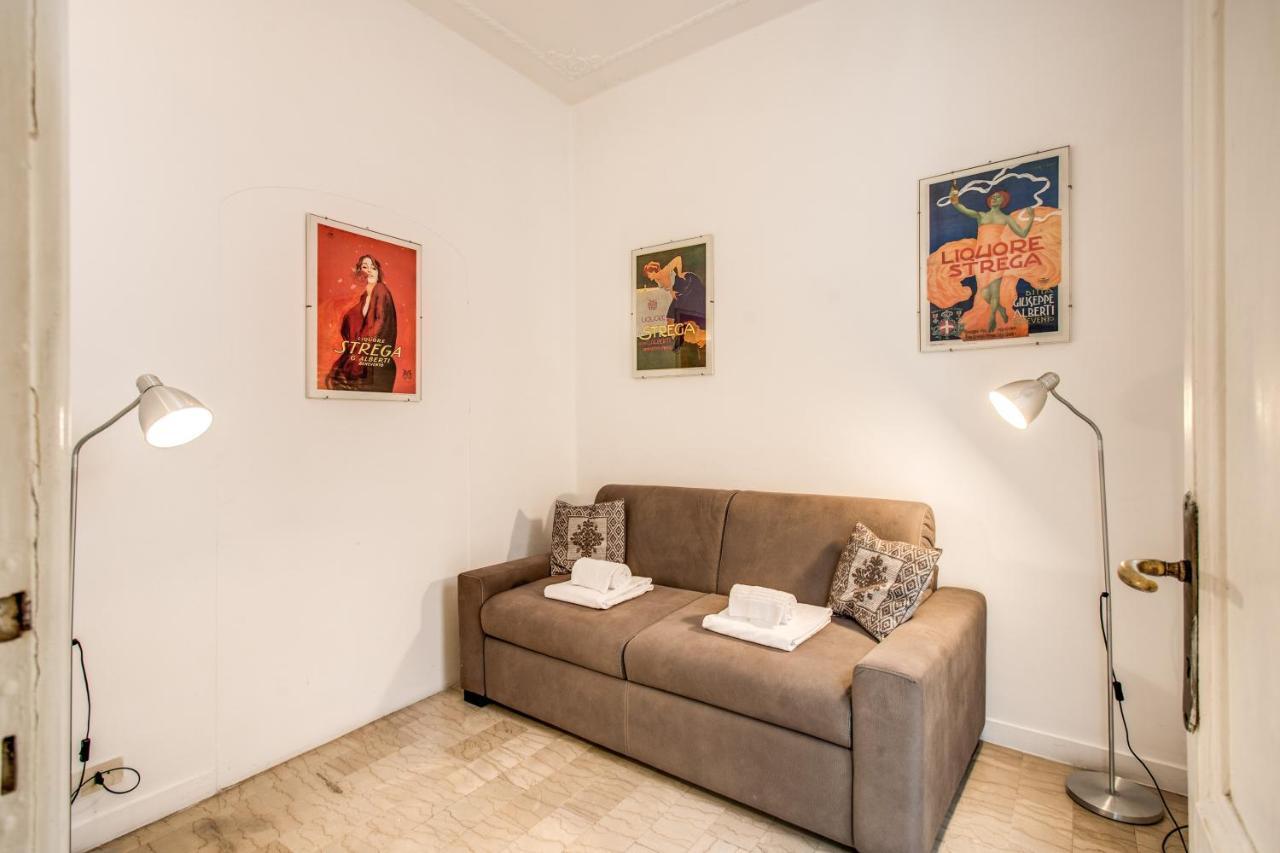 Colonna Suite - Rome Via Del Corso Big Apartment Extérieur photo